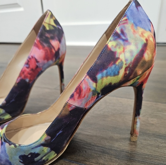 Manolo Blahnik Multicolor Floral Printed Fabric BB 105 Pump-39 1/2 - Picture 10 of 15